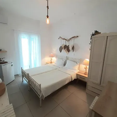 מלון Marietta Livadakia