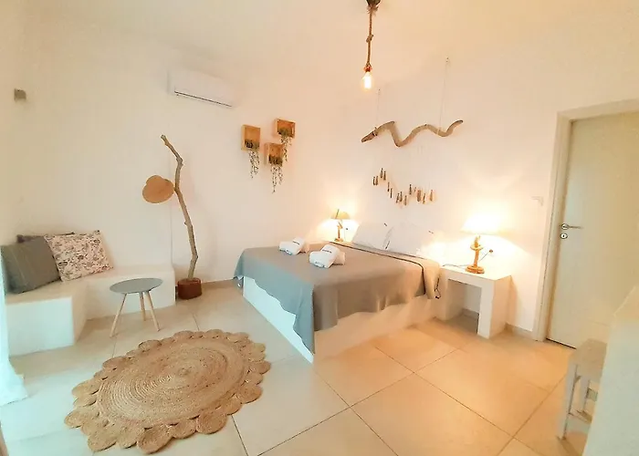 Ξενοδοχείο μαριέττα *